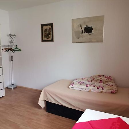 Anh' Private Rooms For Tourist Bratysława Zewnętrze zdjęcie