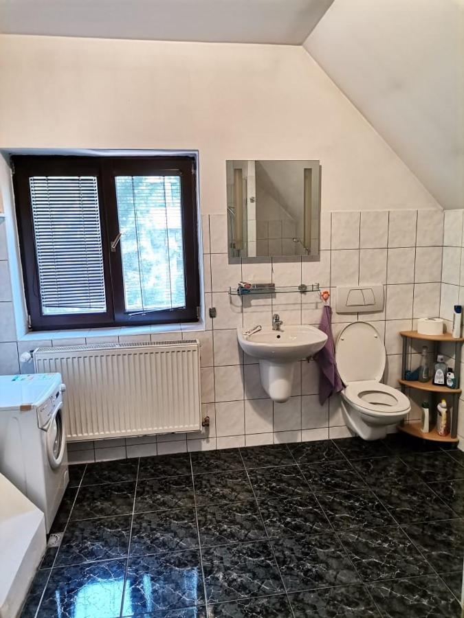 Anh' Private Rooms For Tourist Bratysława Zewnętrze zdjęcie